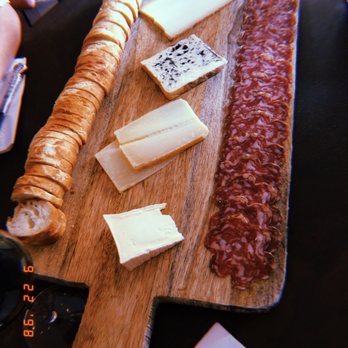 Bin 152 - Wine Bars Near Me - Charleston, South Carolina Bin 152 - Wine Bars Near Me - Charleston, South Carolina