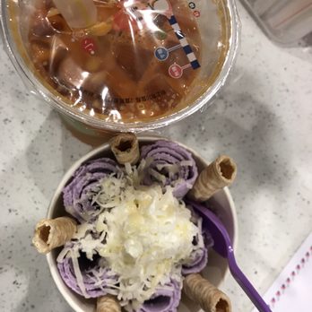 Litchi Snow Ice - Tried the Taro ice cream roll-- wow! Watching it made is fun and eating it delicious!! Great fun dessert idea!! - Bubble Tea Near Me - Pembroke Pines, Florida