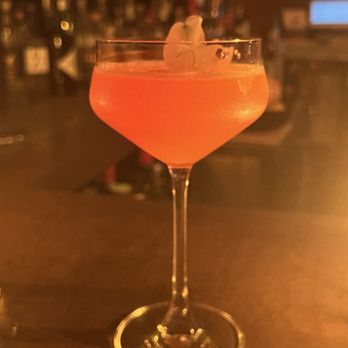 Gaslamp - Cocktail - Steakhouses Near Me - Kailua, Hawaii Gaslamp - Cocktail - Steakhouses Near Me - Kailua, Hawaii