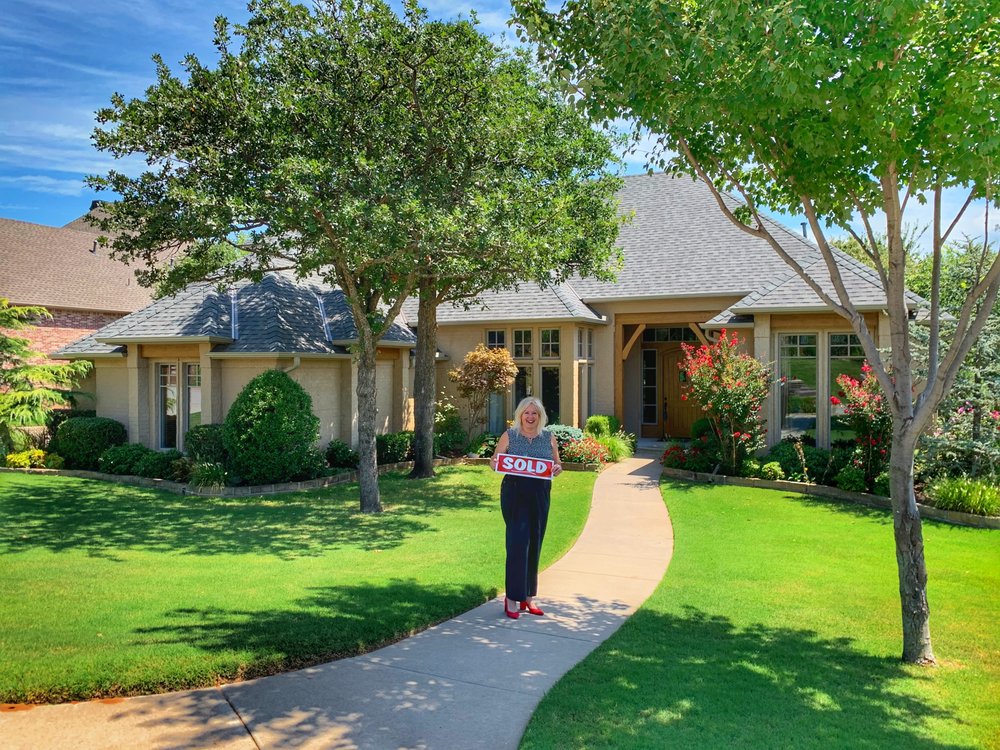 KAREN BLEVINS CHINOWTH & COHEN REALTOR Updated September 2024