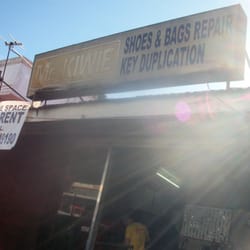 Mr. Kiwie - This is the place for having repairs on damaged bags and shoes, as well as having an extra set of keys made.