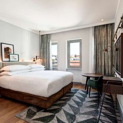 DoubleTree by Hilton Rome Monti - Guest room