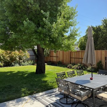 JOA Fence - Redwood fence 7 feet tall - Fences & Gates Near Me JOA Fence - Redwood fence 7 feet tall - Fences & Gates Near Me