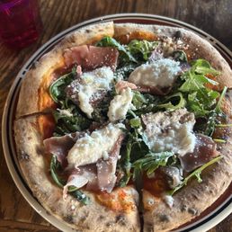 Prosciutto and Burrata Pizzette Prosciutto and Burrata Pizzette