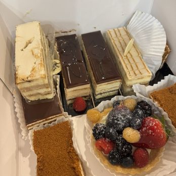 Karina's Cake House - Bakeries Near Me - Glendale, California Karina's Cake House - Bakeries Near Me - Glendale, California