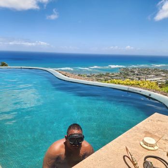 Aqua Blue Pool - Devon performing a leak detection. - Pool Cleaners Near Me - Kailua, Hawaii Aqua Blue Pool - Devon performing a leak detection. - Pool Cleaners Near Me - Kailua, Hawaii