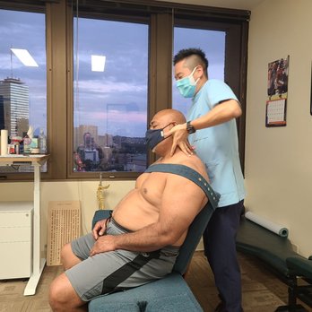 Action Chiropractic - Fireworks going off from this neck adjustment - Chiropractors Near Me - Honolulu, Hawaii