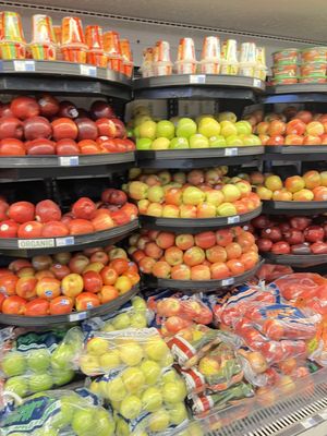 Lakeview Grocery by null