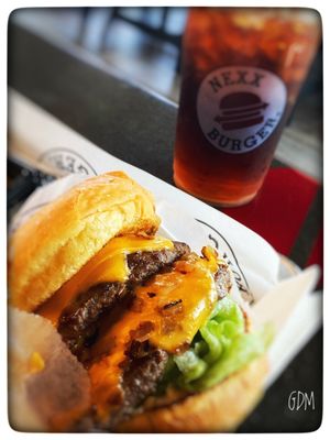 Nexx Burger by null