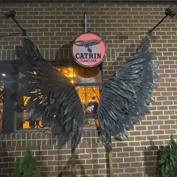 Catrin Cantina - Exterior of restaurant- fun wings, good photo op - Seafood Near Me - Newport News, Virginia