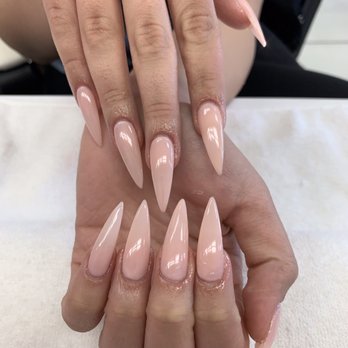 Unique Nails & Spa Salon - Beautiful gel extension nails - Nail Salons Near Me - Burbank, California