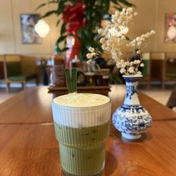 Heng Seng Noodles - Pandan coffee with coconut foam - So good !!!