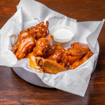Pizza Veloce - Halal chicken wings, house sauce blend -- Frank's, sriracha, sweet chili. Pizza Veloce Astoria. - Pizza Near Me - Astoria, New York Pizza Veloce - Halal chicken wings, house sauce blend -- Frank's, sriracha, sweet chili. Pizza Veloce Astoria. - Pizza Near Me - Astoria, New York
