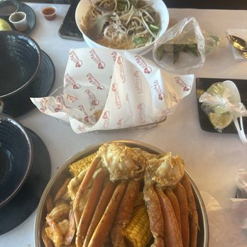 Sierra Noodle House - Got the Beef Special Combo Pho and a Seafood Boil. Both absolutely bomb and good. Friendly service too. - Vietnamese Near Me - Fontana, California