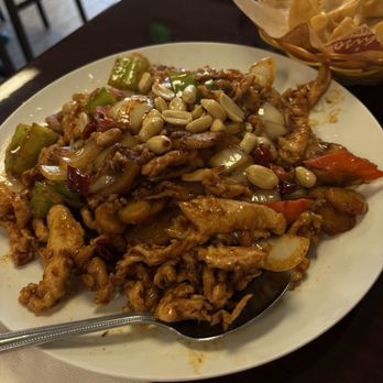 Lucky Dumpling - Kung Pao Chicken - Chinese Near Me - Rancho Cucamonga, California Lucky Dumpling - Kung Pao Chicken - Chinese Near Me - Rancho Cucamonga, California