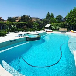 Signature Pool & Spa