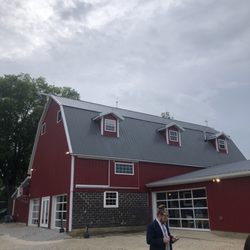 Schwarz Barn - 7/28/24 outdoor wedding.. nice venue