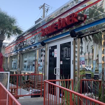 Starlite Diner - Outside - Diners Near Me - Daytona Beach, Florida Starlite Diner - Outside - Diners Near Me - Daytona Beach, Florida