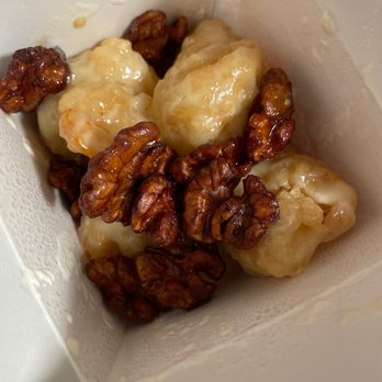 Yummy Café - Honey walnut prawns - Chinese Near Me - Seattle, Washington Yummy Café - Honey walnut prawns - Chinese Near Me - Seattle, Washington