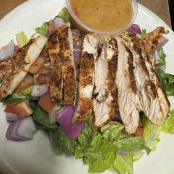 Brewski's Pub & Grub - Grilled chicken salad with Italian dressing - Sports Bars Near Me - Little Rock, Arkansas Brewski's Pub & Grub - Grilled chicken salad with Italian dressing - Sports Bars Near Me - Little Rock, Arkansas