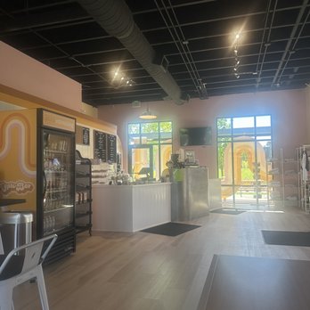 Maple Bar - Inside - Coffee & Tea Near Me - Bellingham, Washington Maple Bar - Inside - Coffee & Tea Near Me - Bellingham, Washington