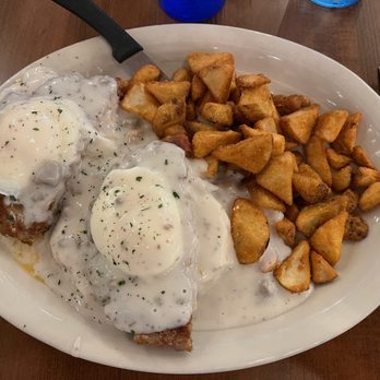 Route 99 - The Country Benedict with country potatoes. - American Near Me - Brooks, Oregon