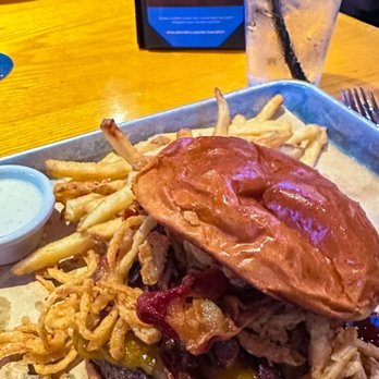 BJ's Restaurant & Brewhouse - BJ's Smokehouse Burger* - Pizza Near Me - Brea, California