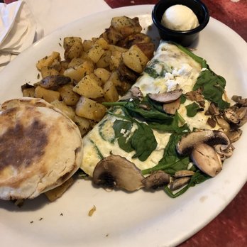 Le Peep - Omelet - Breakfast & Brunch Near Me - Edison, New Jersey