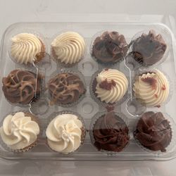 Babycakes Bakery - Mini Cupcake Boxes
