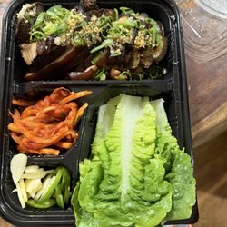 Yi Dynasty - Pork hook for take away