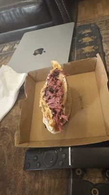 III Mas Bakery & Deli by null