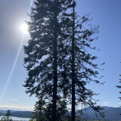 The Outdoor Experience - Biking around the lake