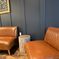 Whit's - Sitting area