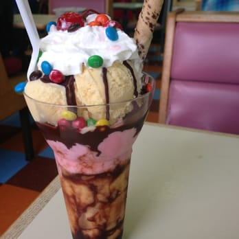 Paleteria El Sabor De Michoacan - Copa Imperial - Ice Cream & Frozen Yogurt Near Me - Chicago, Illinois