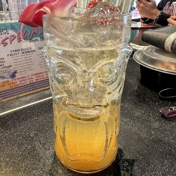 The Friendly Toast - Tropic Like Its Hot Mimosa - Breakfast & Brunch Near Me - Danvers, Massachusetts The Friendly Toast - Tropic Like Its Hot Mimosa - Breakfast & Brunch Near Me - Danvers, Massachusetts