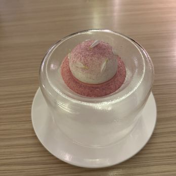 Le Neuvième Art - Lychee raspberry dessert - French Near Me - Lyon, 42