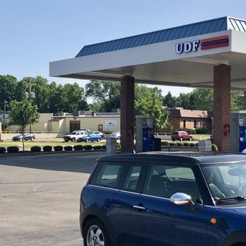 United Dairy Farmers - a blue mini parked in front of a gas station - Convenience Stores Near Me - Dayton, Ohio United Dairy Farmers - a blue mini parked in front of a gas station - Convenience Stores Near Me - Dayton, Ohio