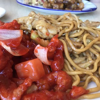 Tasty Palace - Sweet and sour chicken with chow mein - Chinese Near Me - Antelope, California Tasty Palace - Sweet and sour chicken with chow mein - Chinese Near Me - Antelope, California