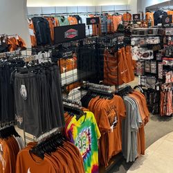 Rally House Lakeline Mall