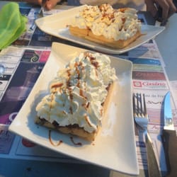 La Taverne - Gaufre nutella chantilly en dessert. Miam !