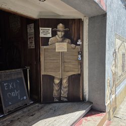 Old Town Saloon - Exit