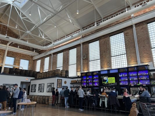 Binny's Beverage Depot - Lincoln Park by null