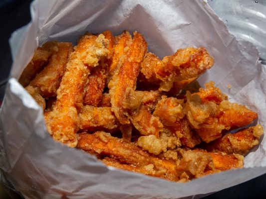 Dak Dak Wings by null