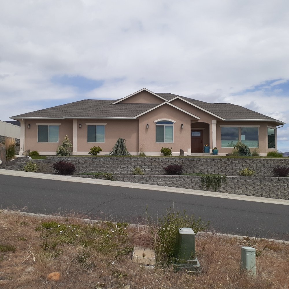 PRO JOE’S WINDOW CLEANING Updated June 2024 48 Photos Yakima