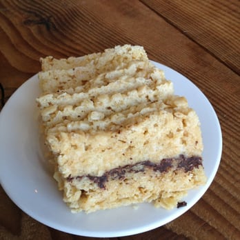 Tweets - Edison Petite Four.  Most enormous rice crispy treat ever. - Cafes Near Me - Edison, Washington