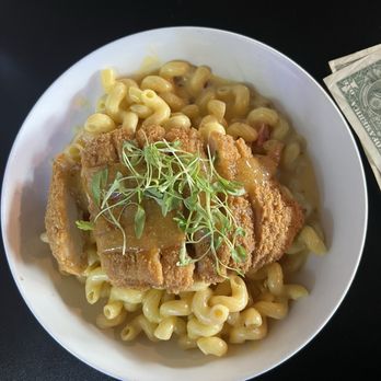 Rachel's Cafe and Eatery - Honey Chicken Mac and Cheese - Diners Near Me - Ramona, California