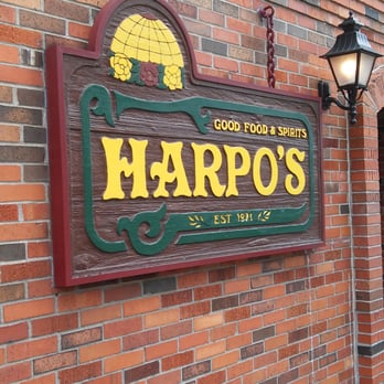 Harpo's - Relaxing Saturday lunch - Bars Near Me - Columbia, Missouri