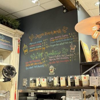 Martha's Country Bakery - Bakeries Near Me - Bayside, New York