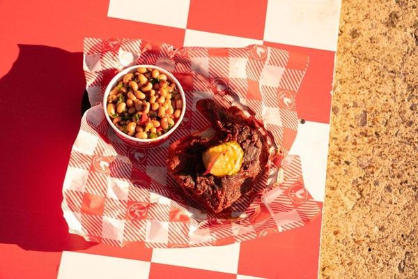 Hattie B's Hot Chicken by null