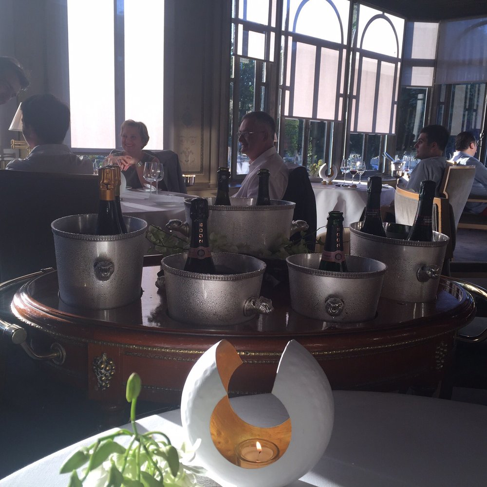 Pavillon Ledoyen - Champagne cart - French Near Me - Paris, 75